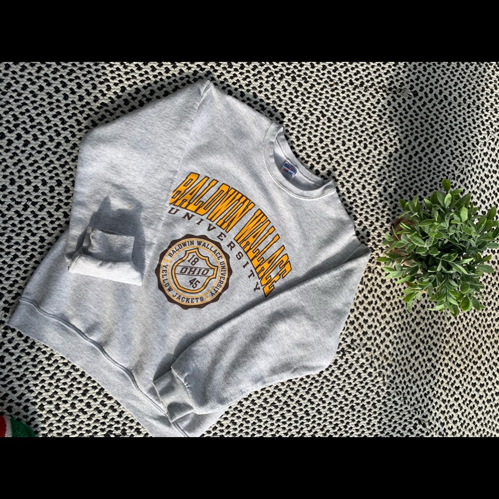 Crewneck sweatshirt